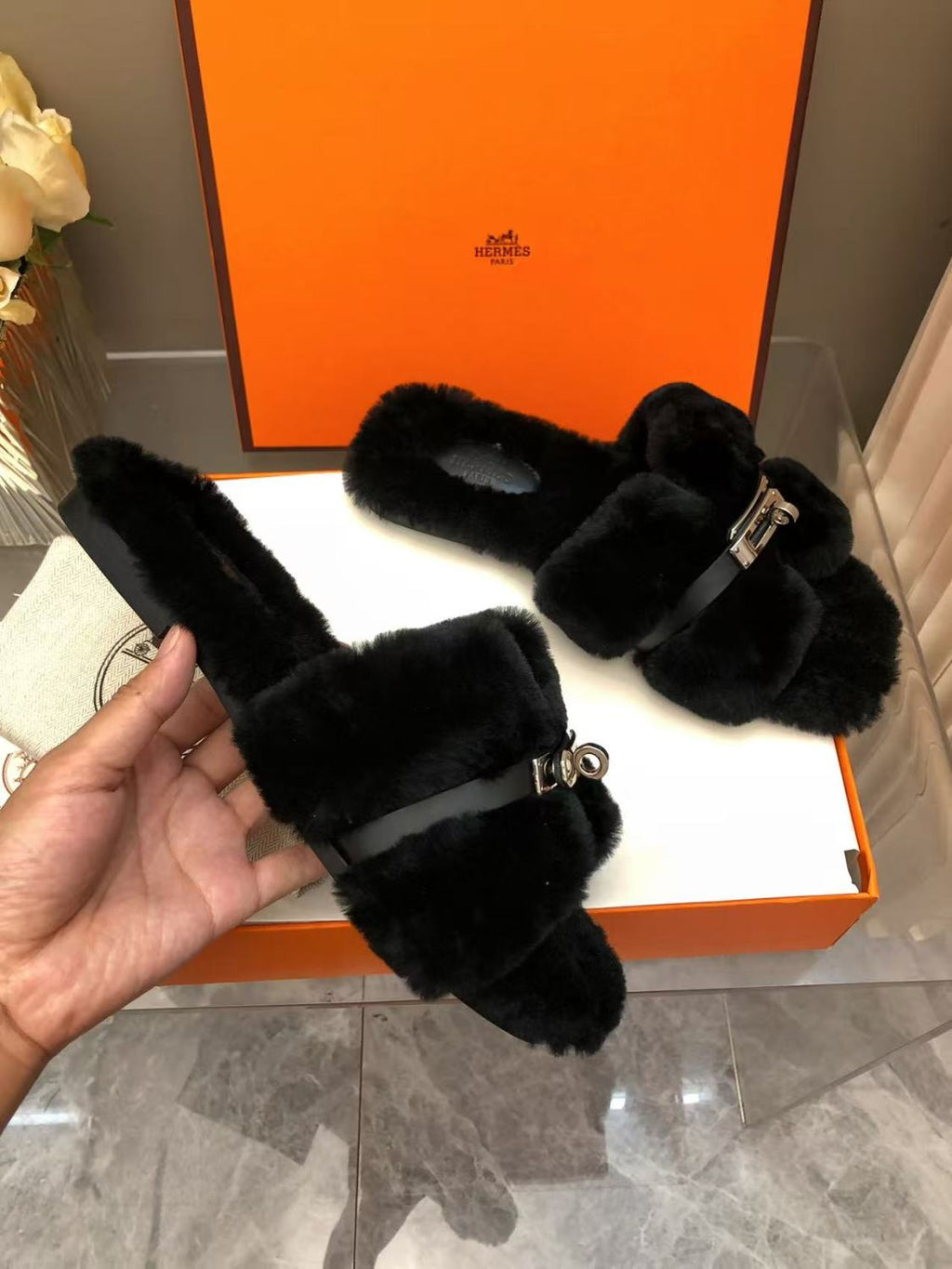 Hermes Women's Spring. Summer. And Fall Solid Color Wool And Leather Slip-On Flat Casual Shoes #81516