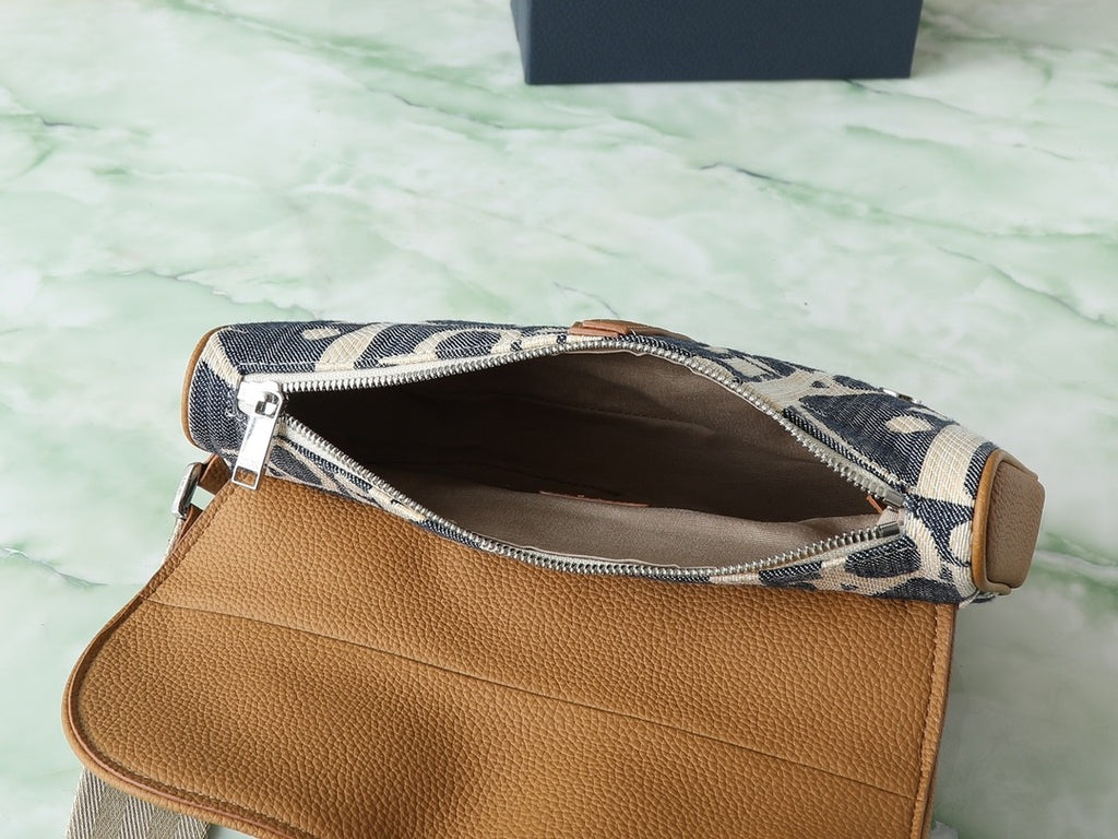 Dior Saddle Bag #379284