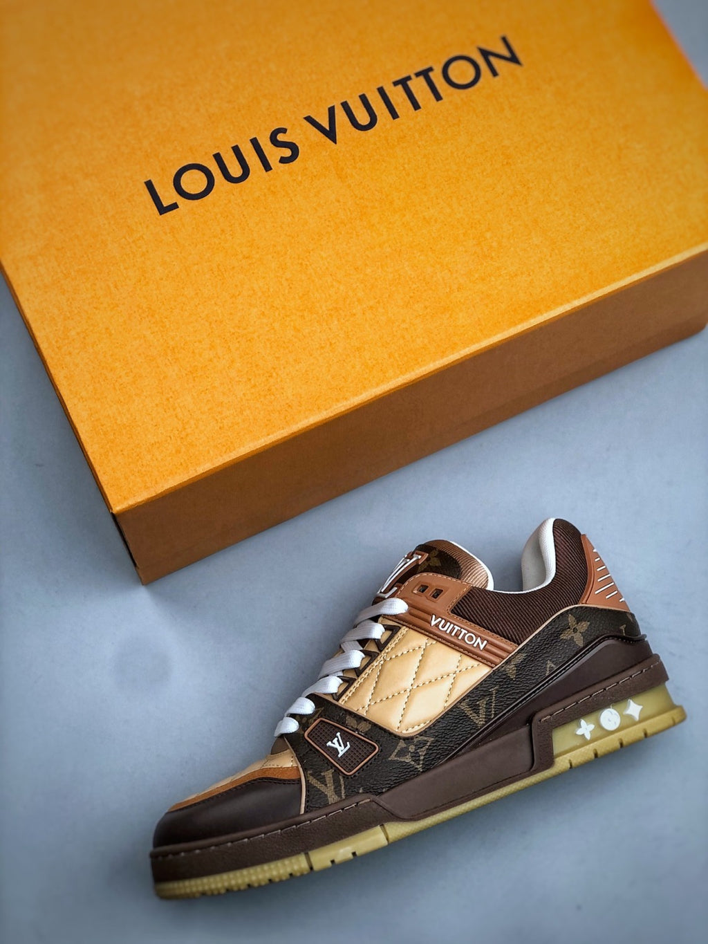 Louis Vuitton Trainer Paris-only Round-toe Lace-up Shoes 1A00LC #375678