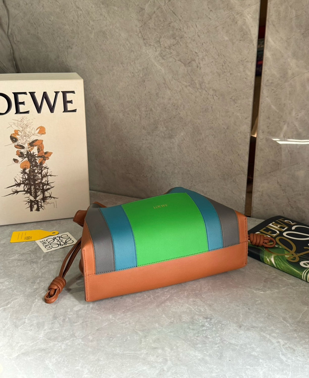 LOEWE Flamenco x Albers  Medium Nappa Leather Flamenco Clutch Caramel Bright Green Logo Classic Cowhide Colorblocked Clutch Bag #332361