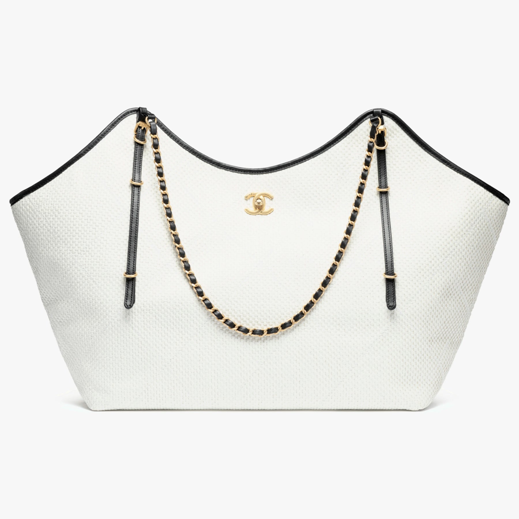 Chanel 26 Early Spring Resort Collection MAXI Tote Bag Gold Metallic Accents Tri-Color Fashion Statement Elegant and Refined Handheld Spacious Tote Bags #194915