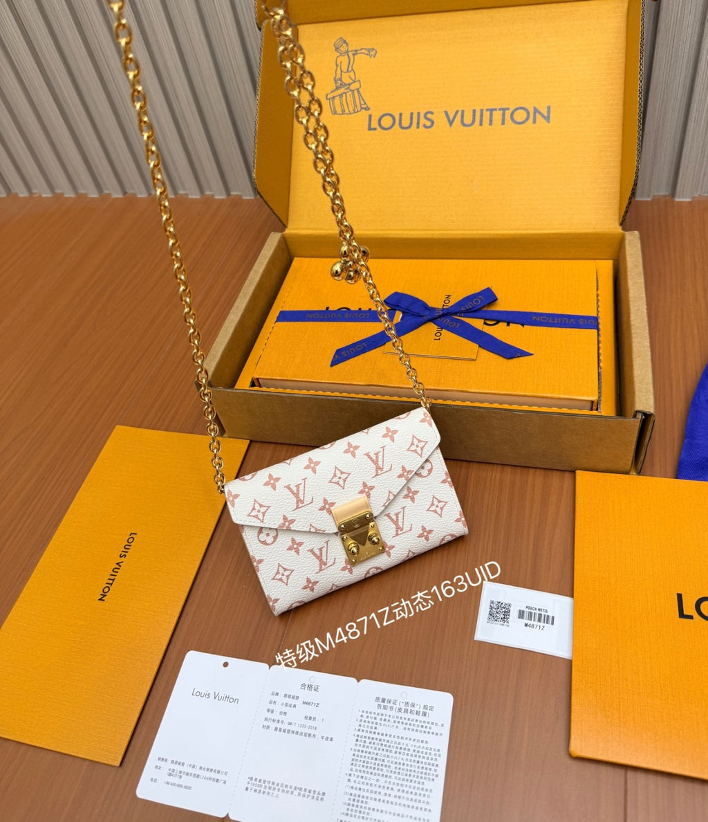 Louis Vuitton Pouch Metis Women's Belt Gold Chain Denim Storage Pouch 2026 Spring/summer New Arrival Monogram Square Waist Bag Bags Bag Bags M4622Z #84221A