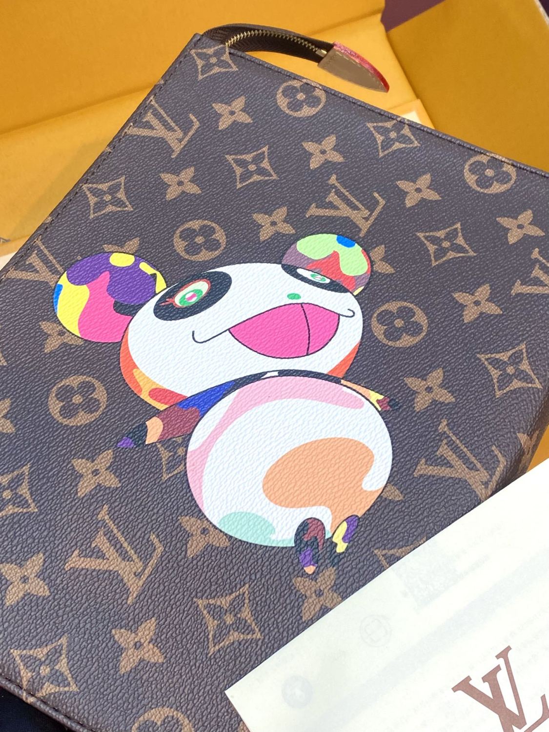 Louis Vuitton LV x TM Women's Solid Color Letter Print Graffiti Pattern Leather Zipper Closure Three-in-One Clutch Bag Bags #77916