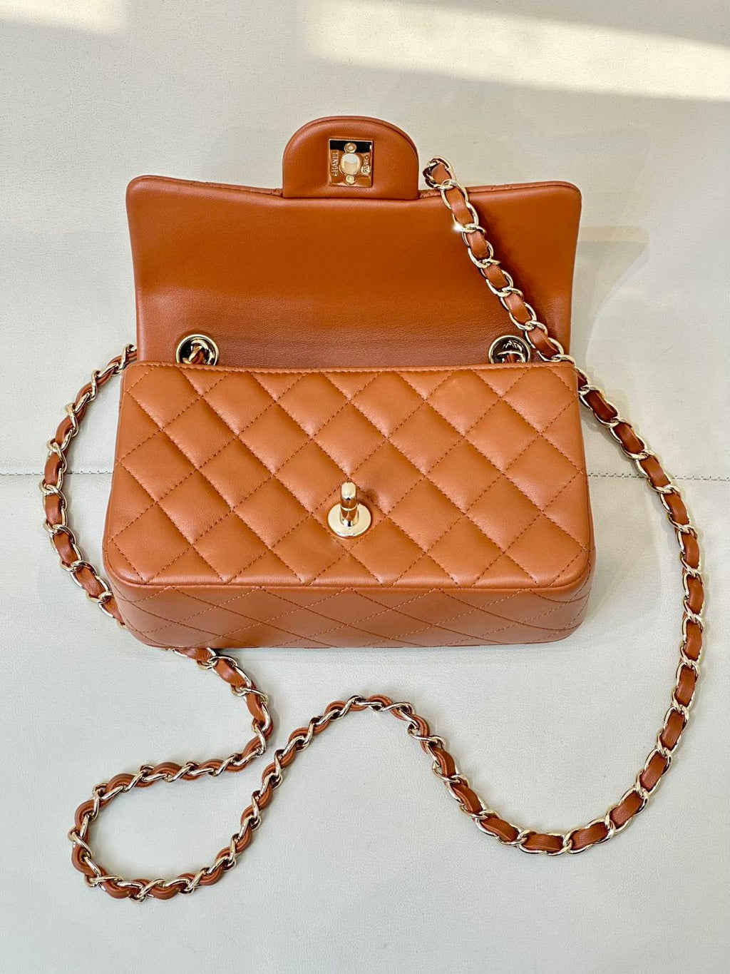 Chanel Women's Solid Color Classic Metal Chain Leather Flap Bag. Shoulder Bag Crossbody Bags #78116