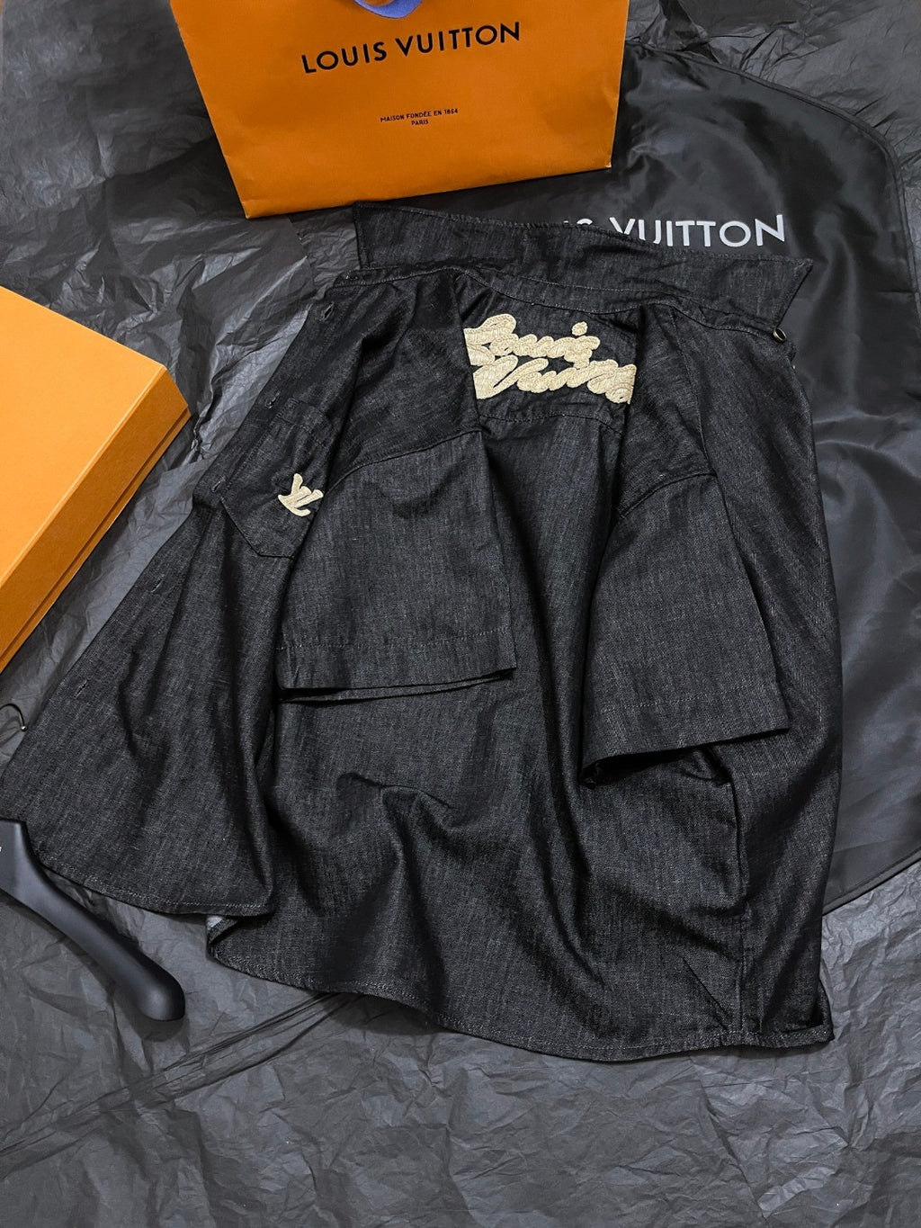 Louis Vuitton Men's Summer Plain Colour Denim Single Breasted Short Sleeved Shirt And Casual Shorts Set Suit #77766