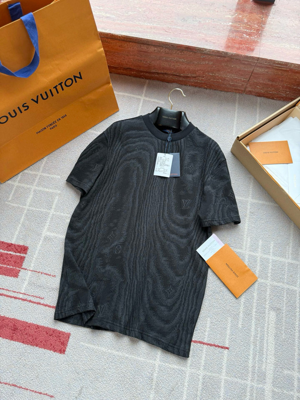 Louis Vuitton Men's Summer Solid Color Wood Grain Print Round Neck Cotton Short Sleeve T-Shirt #77366