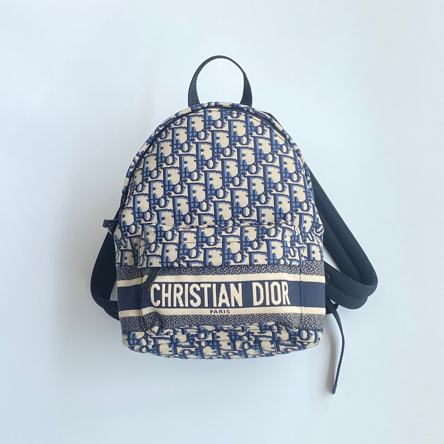 Dior Travel Men's And Women's  Fashion Classic Logo Print Color Blocked Dual Zip Backpack Bag Bags M6108SDGI_M928 #79452
