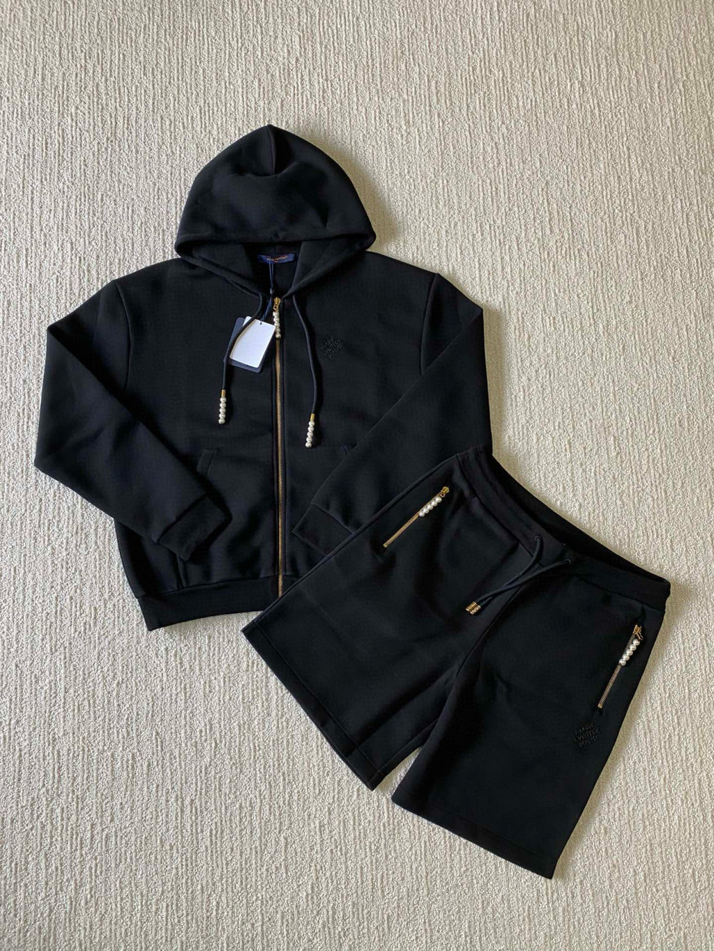 Louis Vuitton Men's Spring and Fall Pearl Pendant Black Embroidery Knit Zipper Hooded Jacket #98798