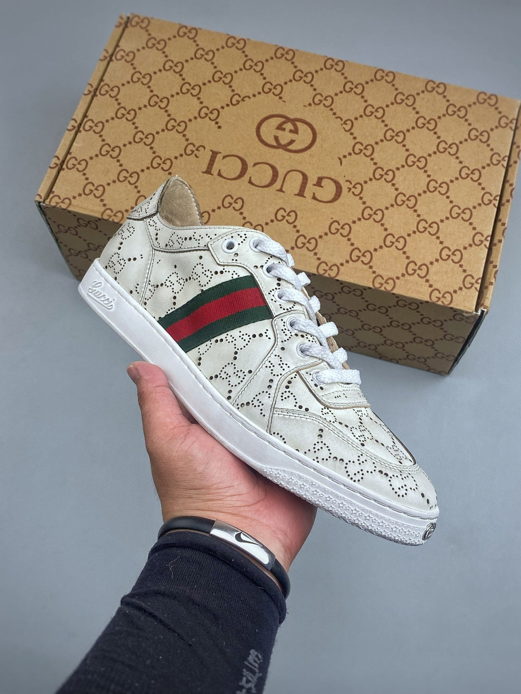 GUCCI Men's Stretch Low-top Sneaker in Sand and  GG canvas #383928