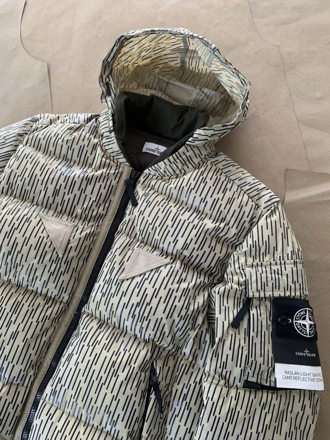 Stone Island Men's Winter Camo Glow-in-the-Dark Striped Solid Color Stand Collar Long Sleeve Zipper Down Jacket #81752