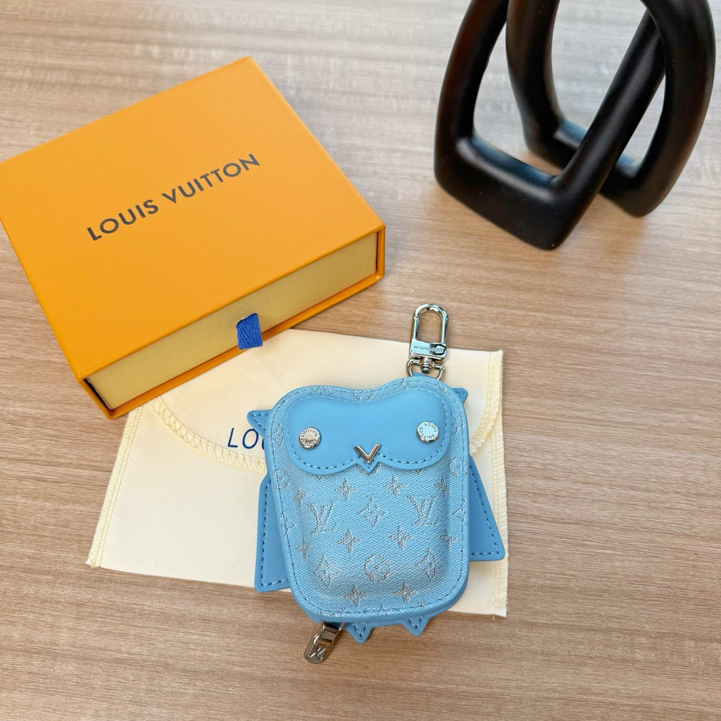Louis Vuitton Lv Owl Headphones Bag Keychain Pendant Fashionable Exquisite Bag Pendant Monogram Mini Bag Accessory M03442 #195328