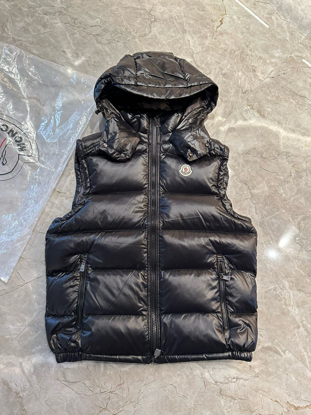 Moncler Men's Winter Black Solid Colour Logo Label Zip Hooded Down Short Waistcoat Vest #97646