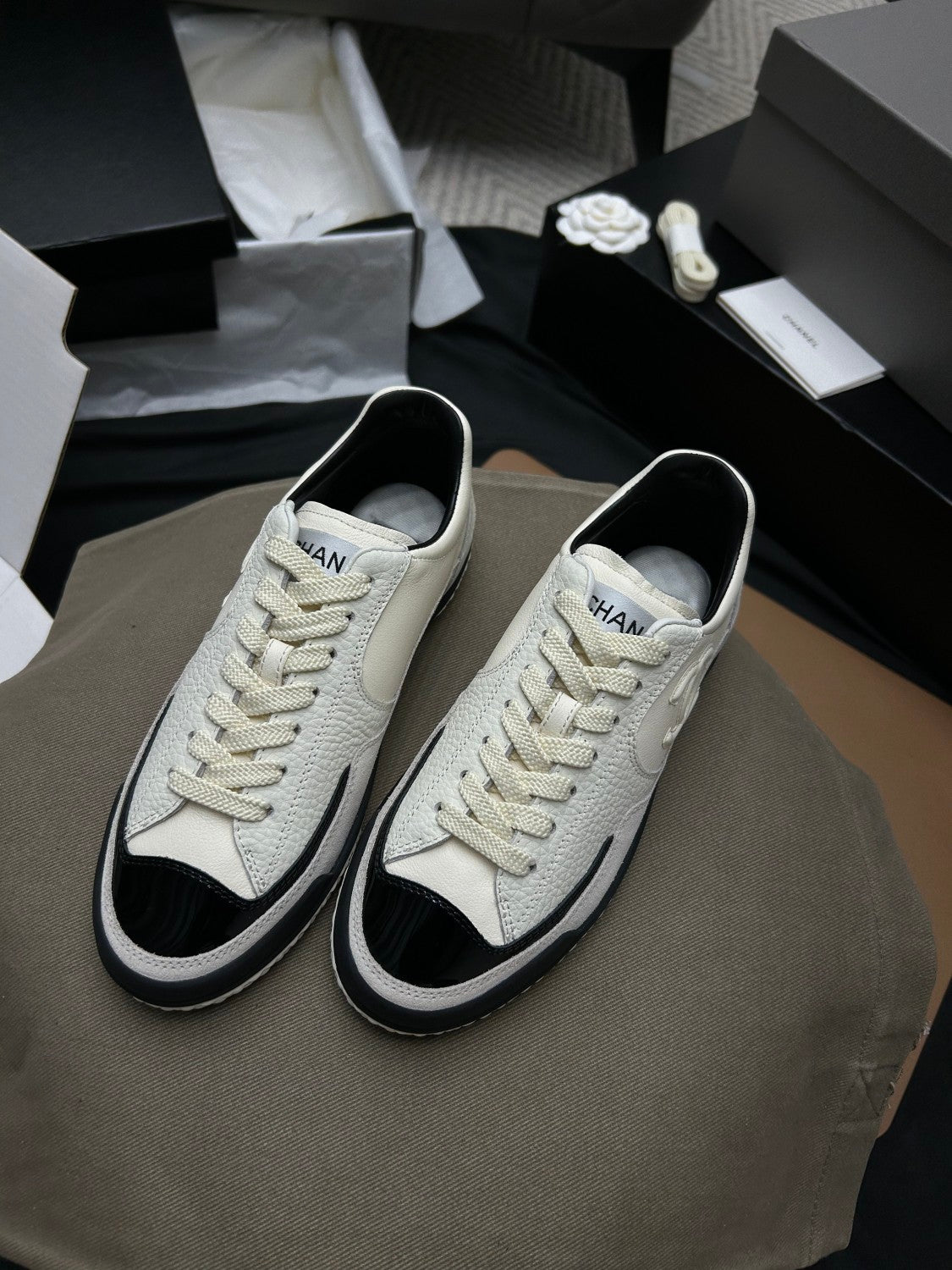 Chanel Women's Spring/Fall Fashion Casual Round Toe Lace Up Two Tone Flat Low Top Lychee Grain Cowhide Patent Leather Slip On Sneakers Shoes #79295