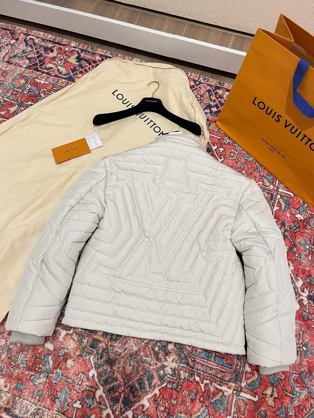 Louis Vuitton Men's Autumn and Winter Solid Color Standing Collar Quilted Drawstring Letter Embroidered Zipper Long Sleeve Jacket #74796