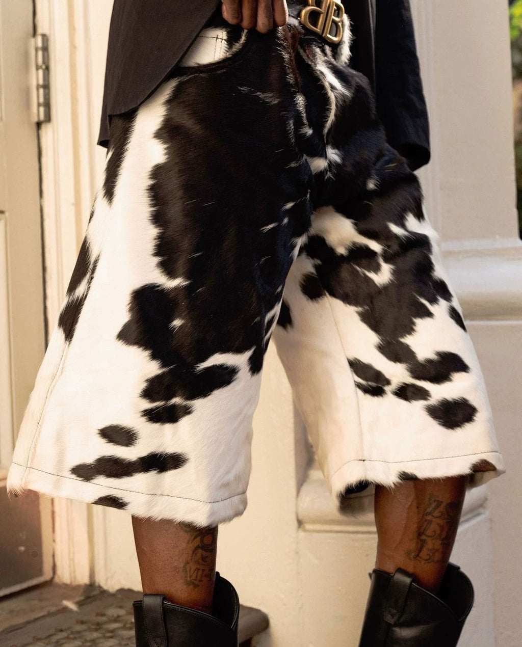Self-branded Spring And Summer New 1of1 Leather Cow Fur Shorts High Street Trend Fashion Hip-hop Style Versatile Luxury Wide-legged Shorts Ngvp #1583