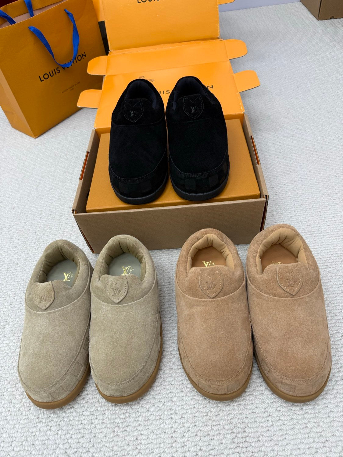 Louis Vuitton LV Yeti Slip On Men's And Women's Autumn/winter Printed Patchwork Round-toe Chunky Suede Fashionable Warm Boots Couples' Shoes #81454