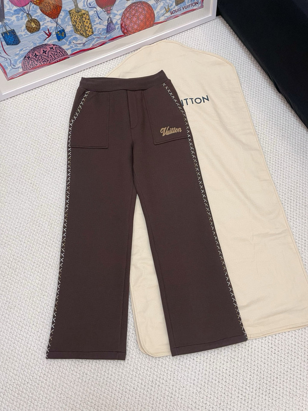 Louis Vuitton Men's Spring and Autumn Solid Color Letter Embroidery Drawstring Tie Loose Casual Pants #76137