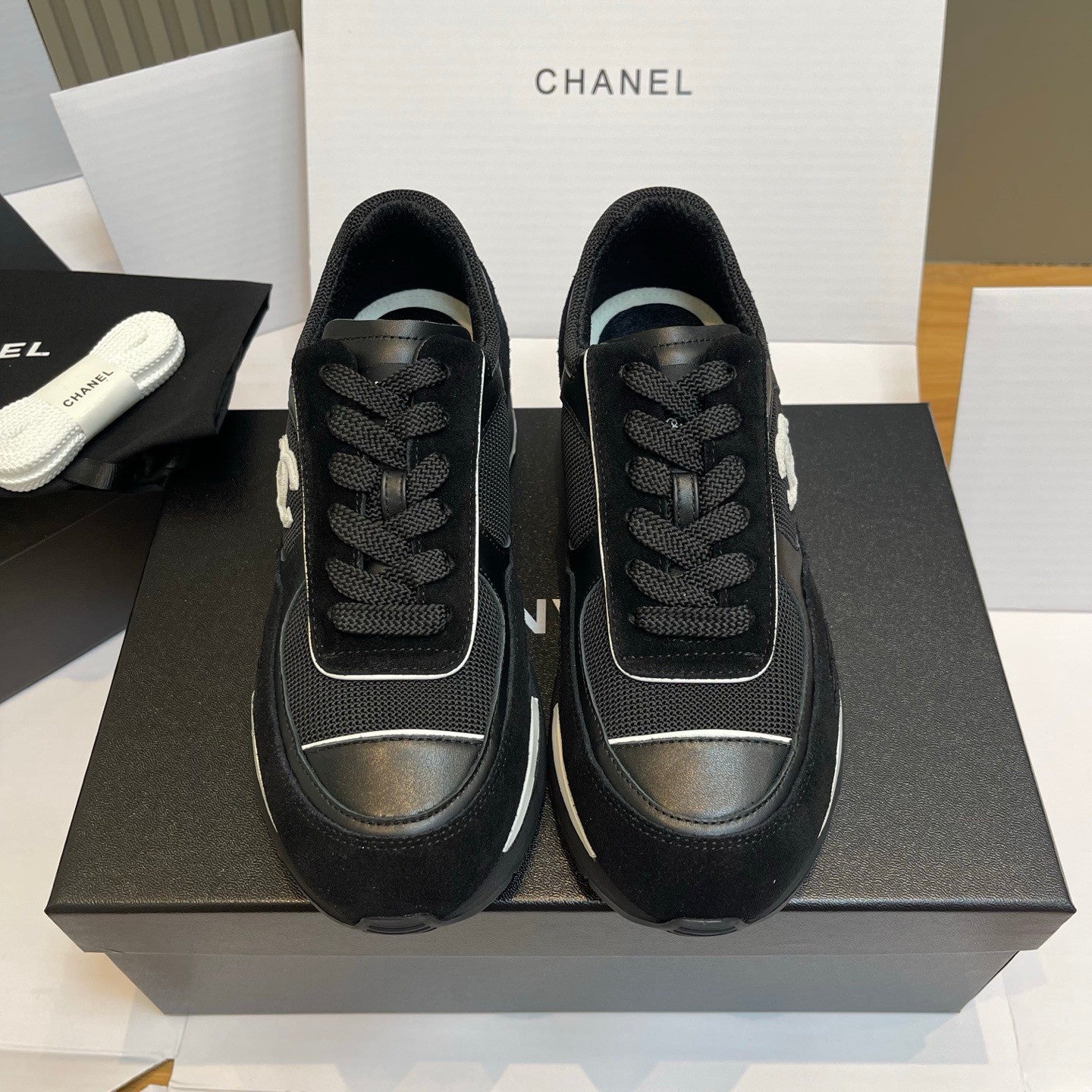 Chanel Sneakers Mixed Fibers Suede Calfskin Calfskin #335038