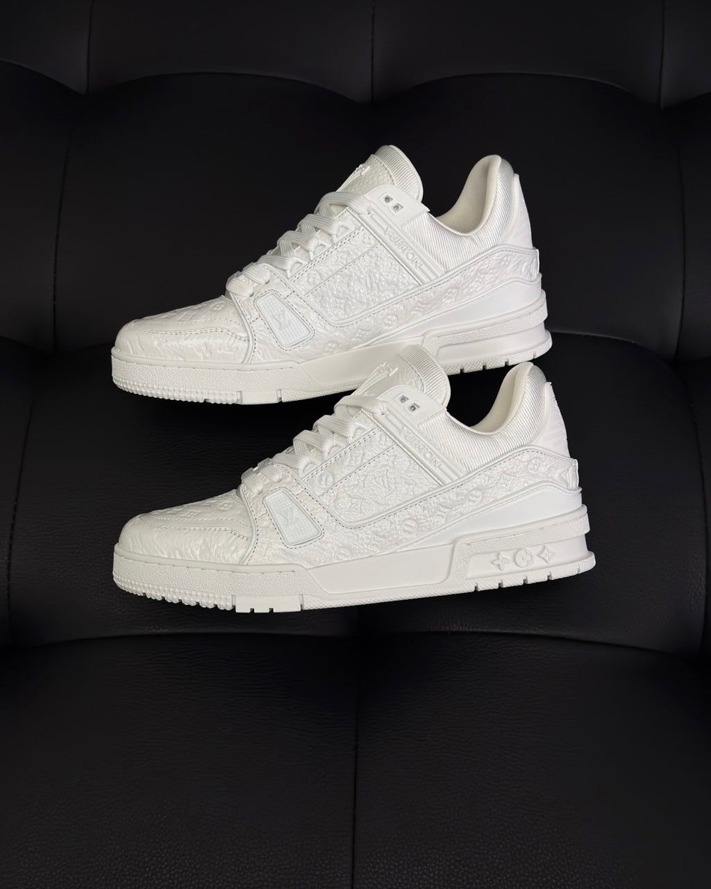 Louis Vuitton LV Trainer Men's And Women's Solid Color Lacquered Cowhide Leather Letter Print Low-top Lace-up Sneakers Shoes #77762