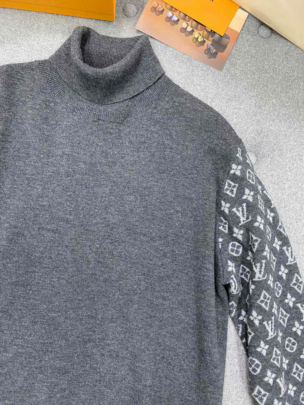 Louis Vuitton Men's Spring Dark Gray Wool Spun Cashmere Blend Turtleneck Sweater #97166