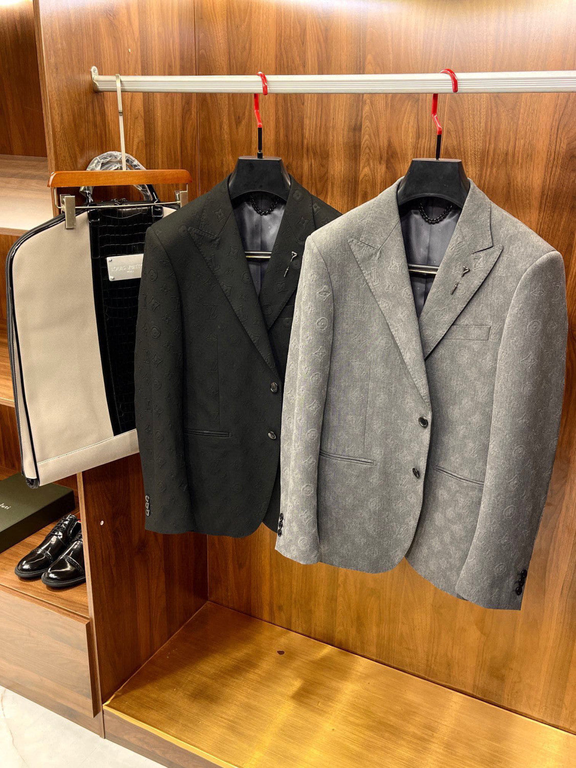 Louis Vuitton Men's Suit Jacket Long Pants Professional Dress Set #6468