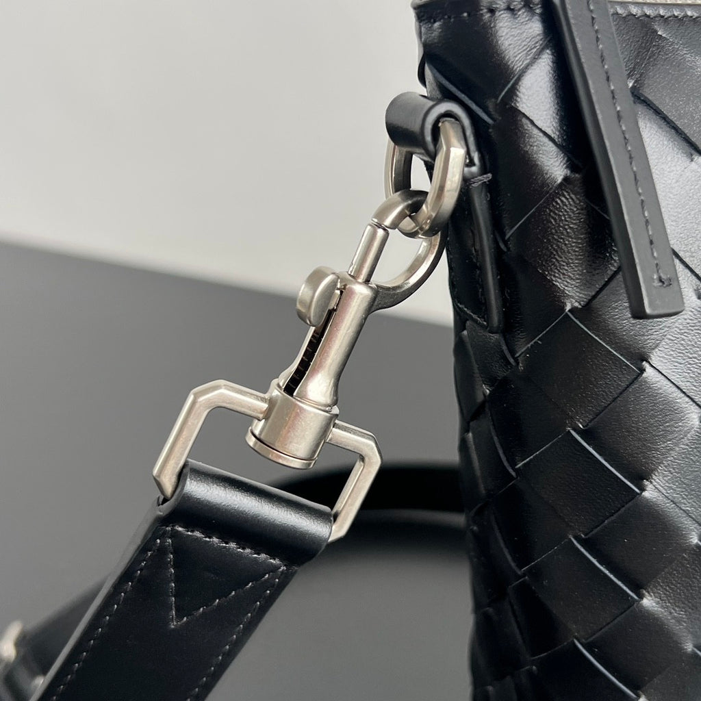 Bottega Veneta Intrecciato Men's Solid Color Adjustable Detachable Shoulder Strap Woven Calfskin Briefcase Handbag Bag Bags #77518