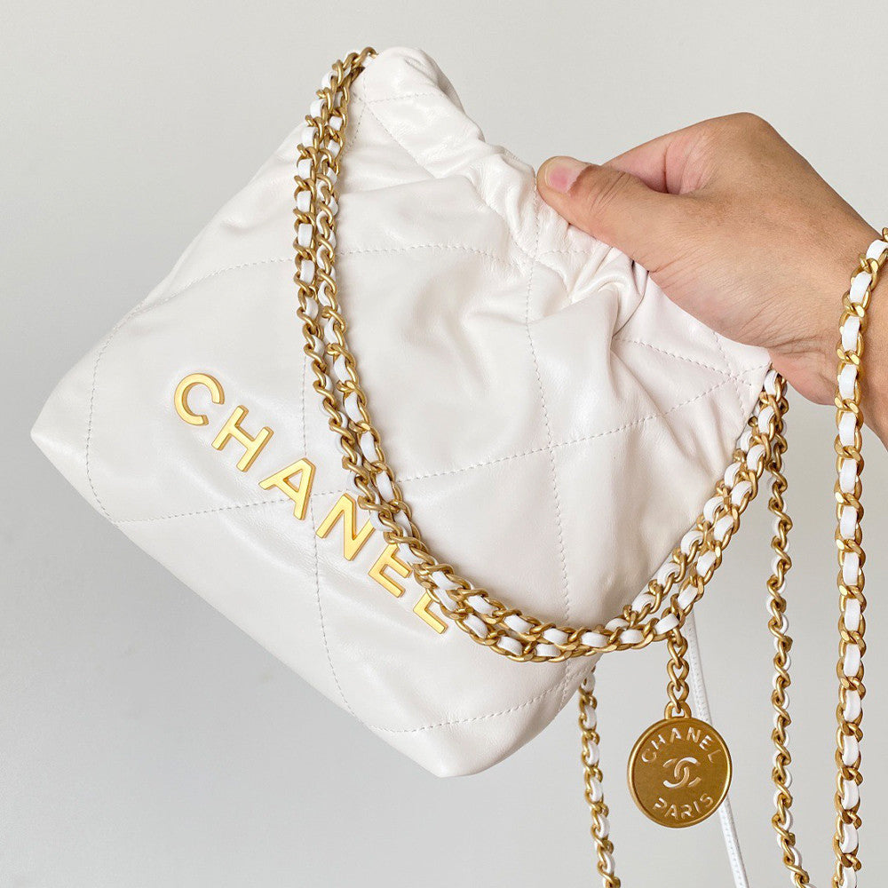 Chanel 22 Bag Mini Bags 18 X 20 X 6.5 CM Collection Link Suede Rivet Style Antique Silver Buckle Italian Bonaudo Suede Calfskin Apricot Silver Buckle Women's Luxury Chain-strap Tote Bag Bags Metallic-colored Leather Tends To Fade Easily  #193540