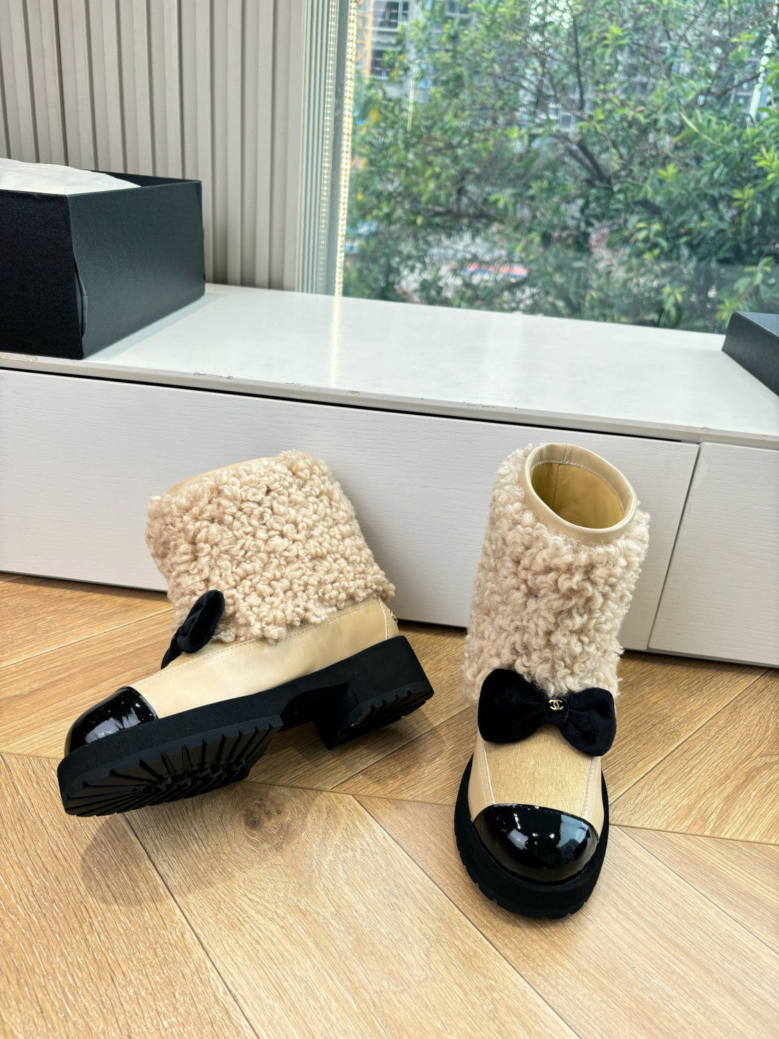 Chanel Short Boots Shearling Lambskin Calfskin Lambskin Patent Calfskin Beige Black #334244