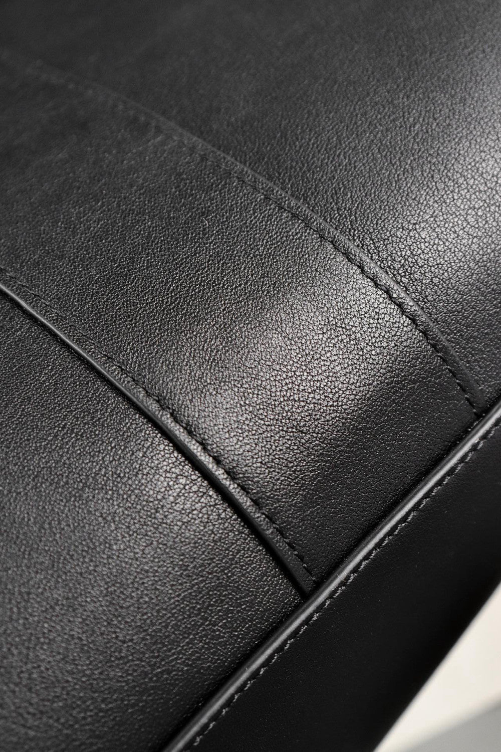 SAINT LAURENT Women's Fashion Classic Solid Color Leather Brand Logo Hook Closure Tote Bag Handbag Bags 839976-AAEB3-1000 #78415