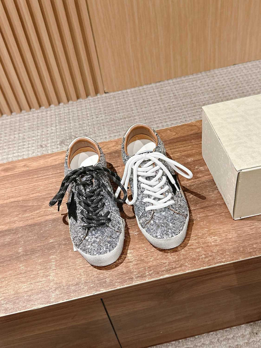 Golden Goose Women's Spring/summer Fashion Casual Round Toe Lace Up Leather Low Top Sequined Shoes Thin Sole Design Everyday Versatile Casual Shoes #78511