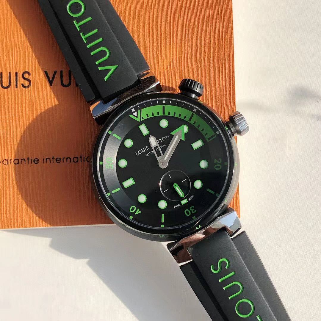 Louis Vuitton Men's TAMBOUR STREET DIVER Steel Dial Rubber Strap Automatic Mechanical Watch 44 mm #99382