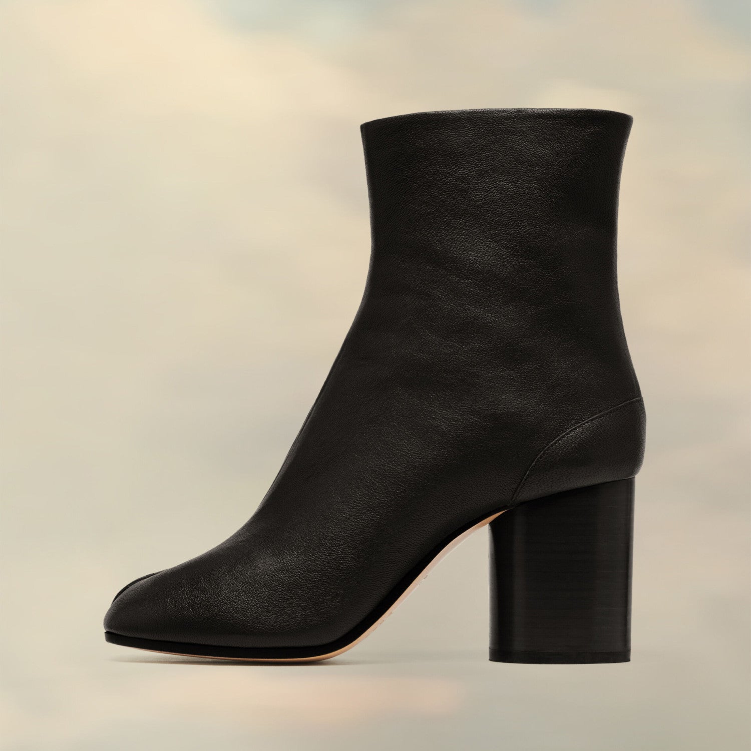 Maison Margiela Women's Fall/Winter Casual Fashion Round Toe Leather Solid Color Chunky Heel Split Toe Ankle Boots Shoes #78645
