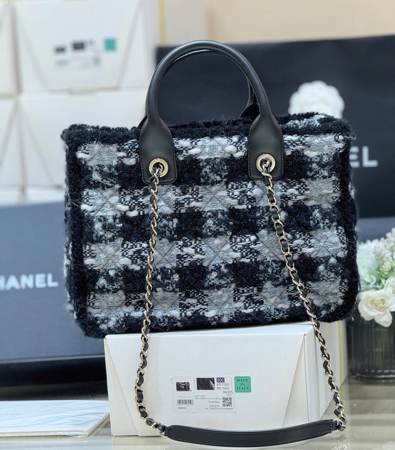 Chanel Small Tote Tweed Shearling Lambskin #376286