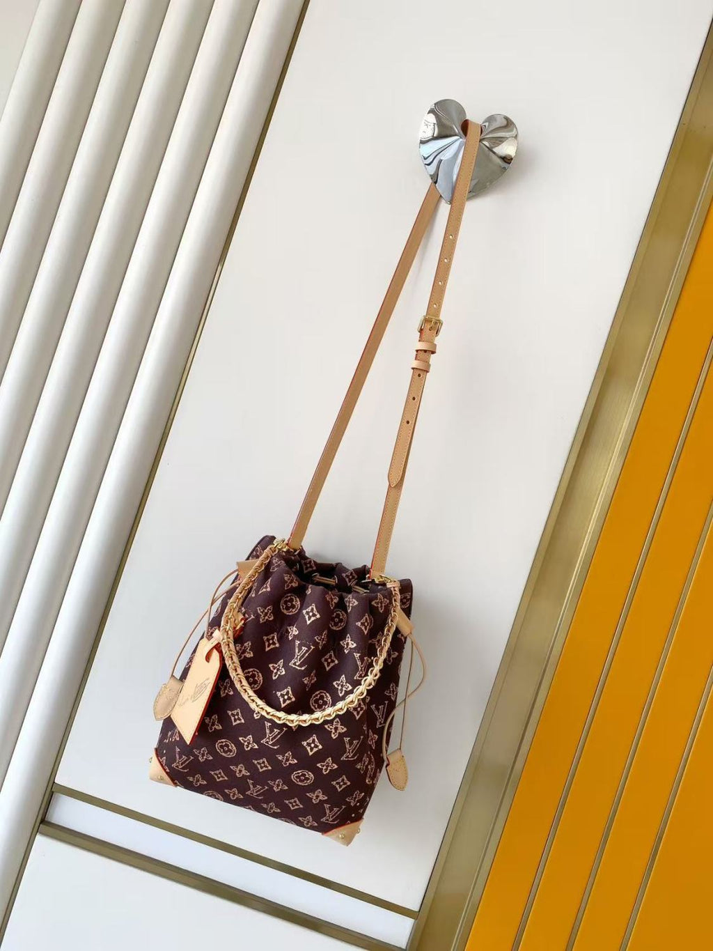 Louis Vuitton LV 2025 Early Spring Collection Women's Classic Noé Handbag M28103 Trunk Collection Monogram Reverse Canvas Handbag Shoulder Bag Bags #82543A