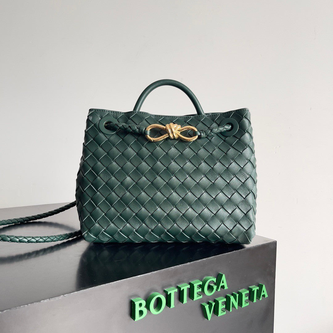 Bottega Veneta Andiamo Leather Woven Square Crossbody Bag Elegant Casual Handbag #194707