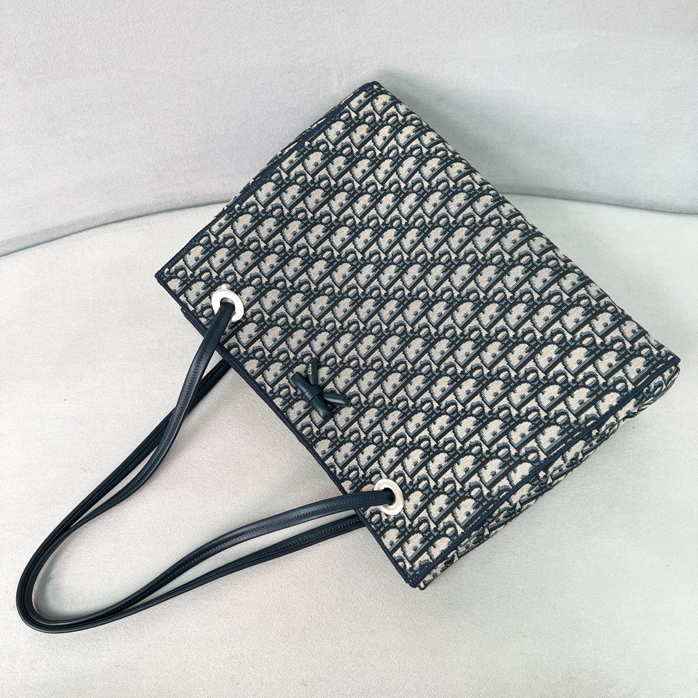 DIOR Medium Dior Promenade Shopping Bag Blue Dior Oblique Jacquard #376637