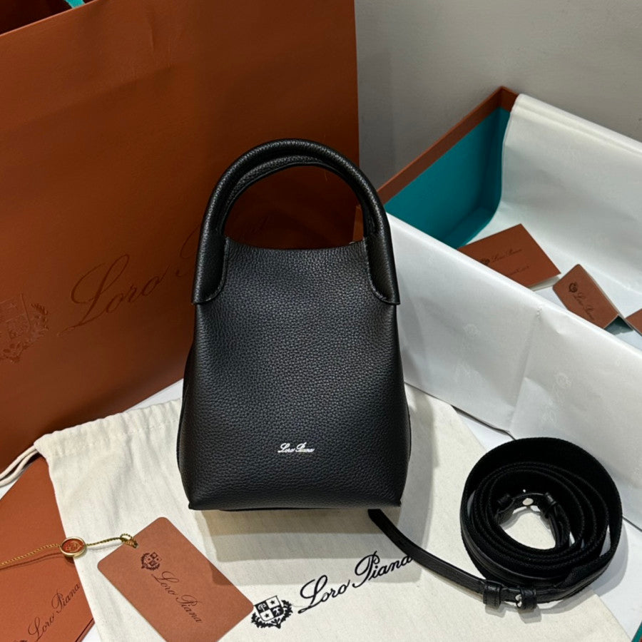 Loro Piana Women's Solid Color Detachable Shoulder Strap Cowhide Leather Single Shoulder Slanting Handbag Bag Bags #75417