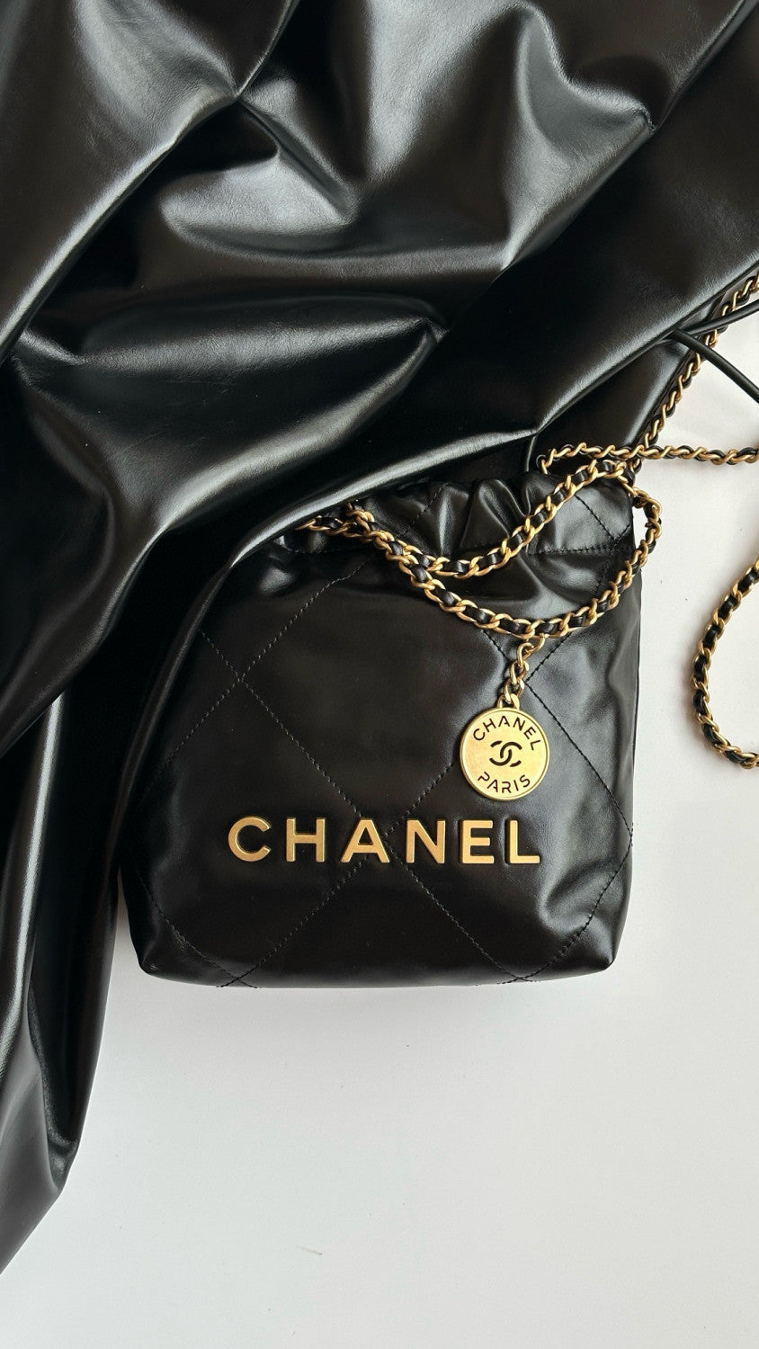 Chanel Women's Solid Color Logo Drawstring Closure Chain Shoulder Strap Glossy Calfskin Shoulder Crossbody Bag Bags #77727