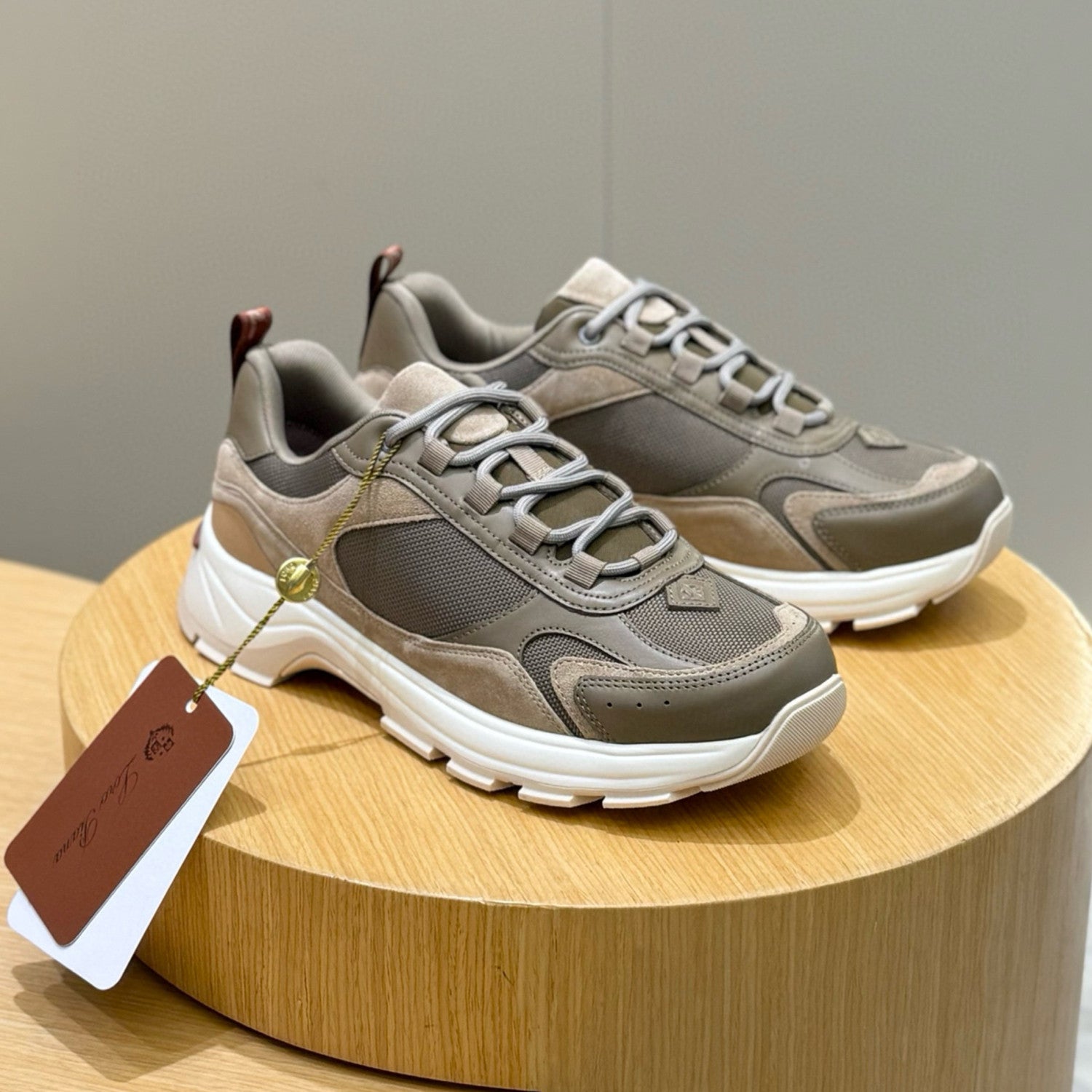 Loro Piana Cairn Walk Men's Four Seasons Sneakers Fashion Urban Modern Comfortable Commuter Casual Lace Up Shoes Ngvp #1475