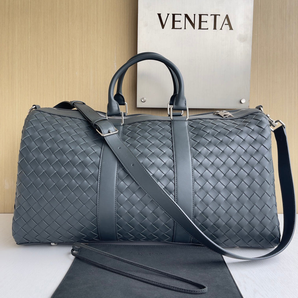 Bottega Veneta Intrecciato Men's Solid Color Adjustable Detachable Shoulder Strap Woven Calfskin Travel Bag #77472