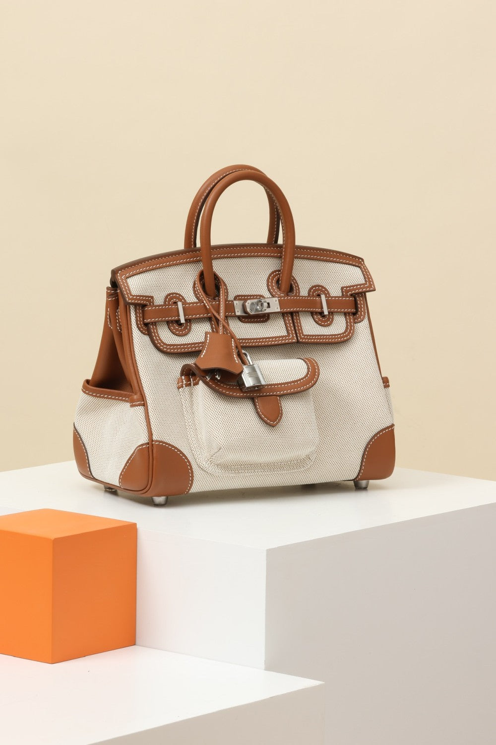 Hermes BK Women's Colorblocked Cowhide Handbag Metal Clasp Kelly Bag Bags Handbag Accessories Handcrafted Leather Bag From The Original Factory's Premium Custom Collection #76155