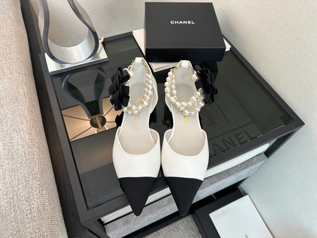 Chanel 25K Genuine Leather Pointed Toe Flat Shoes Pearl Chain Fashionable and Comfortable Color Block Women's Shoes #332404
