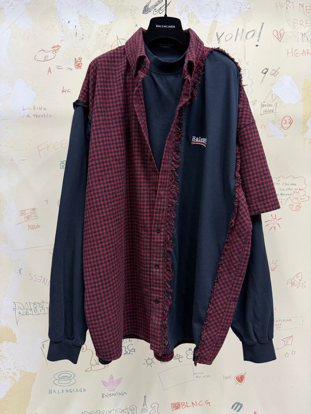 Balenciaga Men's Patched Shirt in Red black #335726