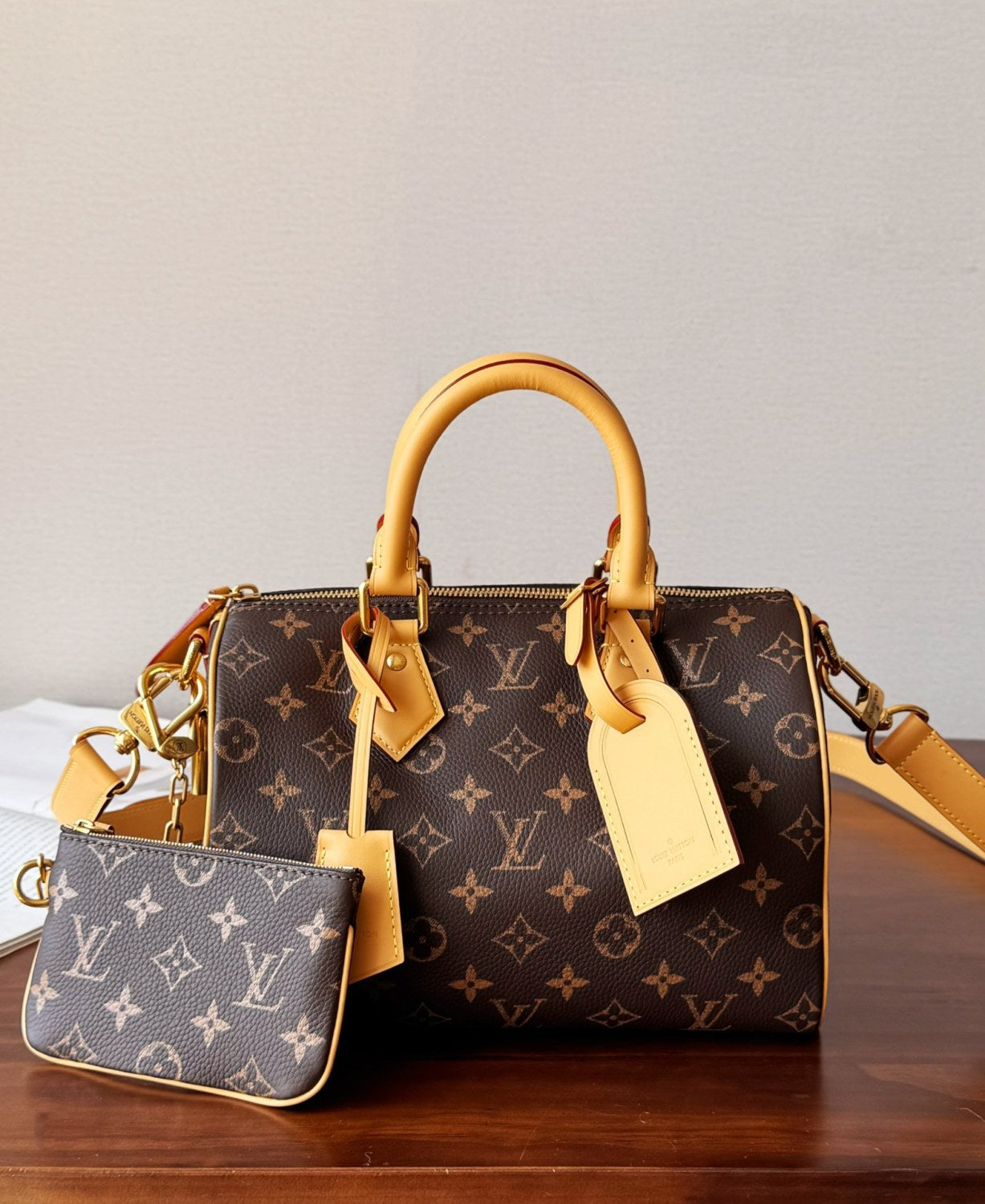 Louis Vuitton Sac Speedy P9 Men's and Women's Solid Color Classic Print Fashion Adjustable and Detachable Shoulder Strap Pillow-Shaped Bag Shoulder Bag Crossbody Bag Bags #78117