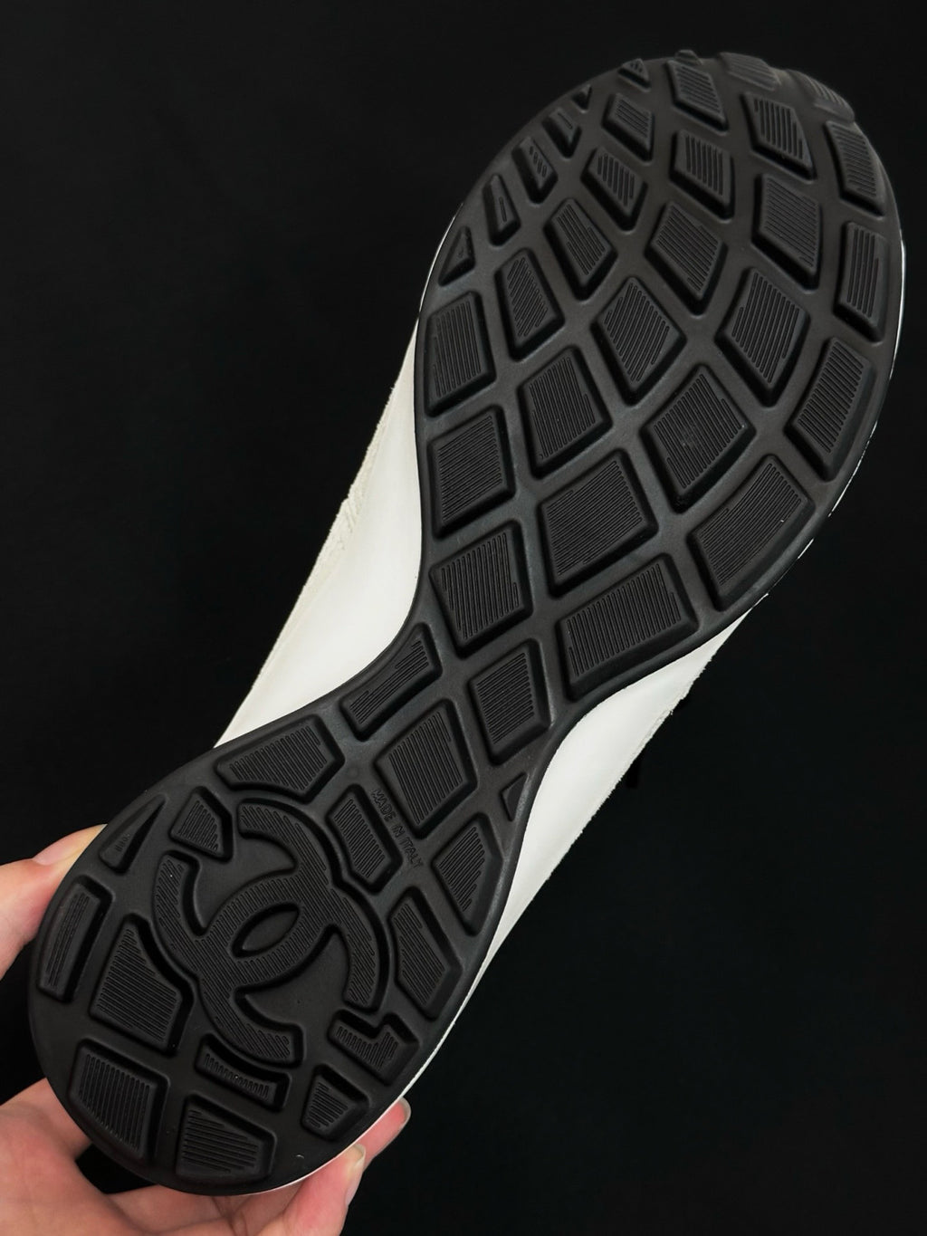 Chanel Cc Retro Casual Sneakers #387599