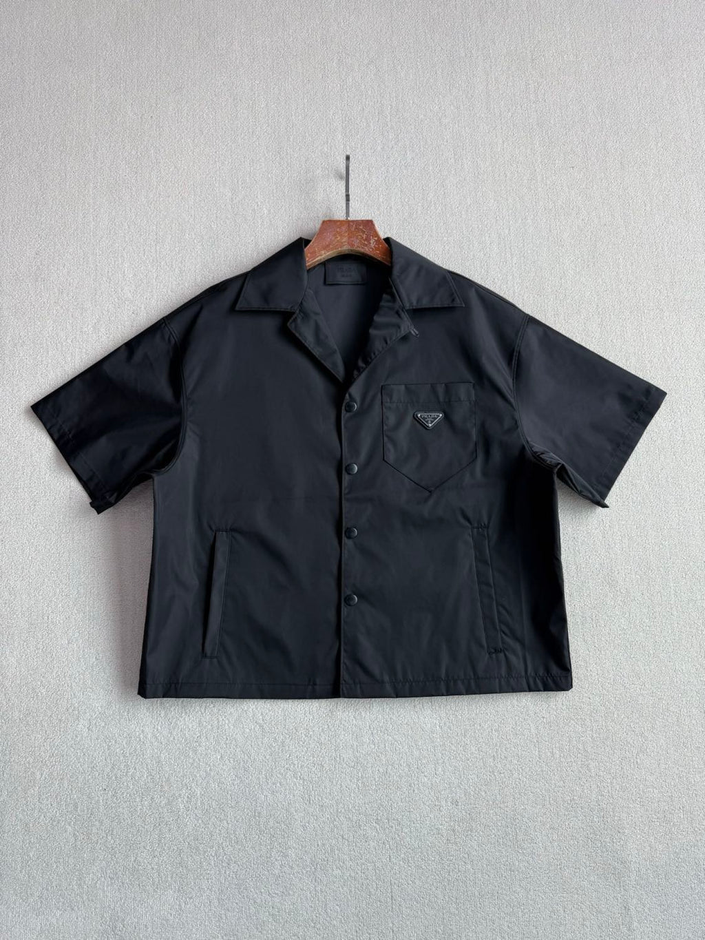 Prada Men's Summer Solid Color Nylon Fabric V-neck Single Button Short Sleeved Shirt And Casual Nylon Shorts Set Suit #77911