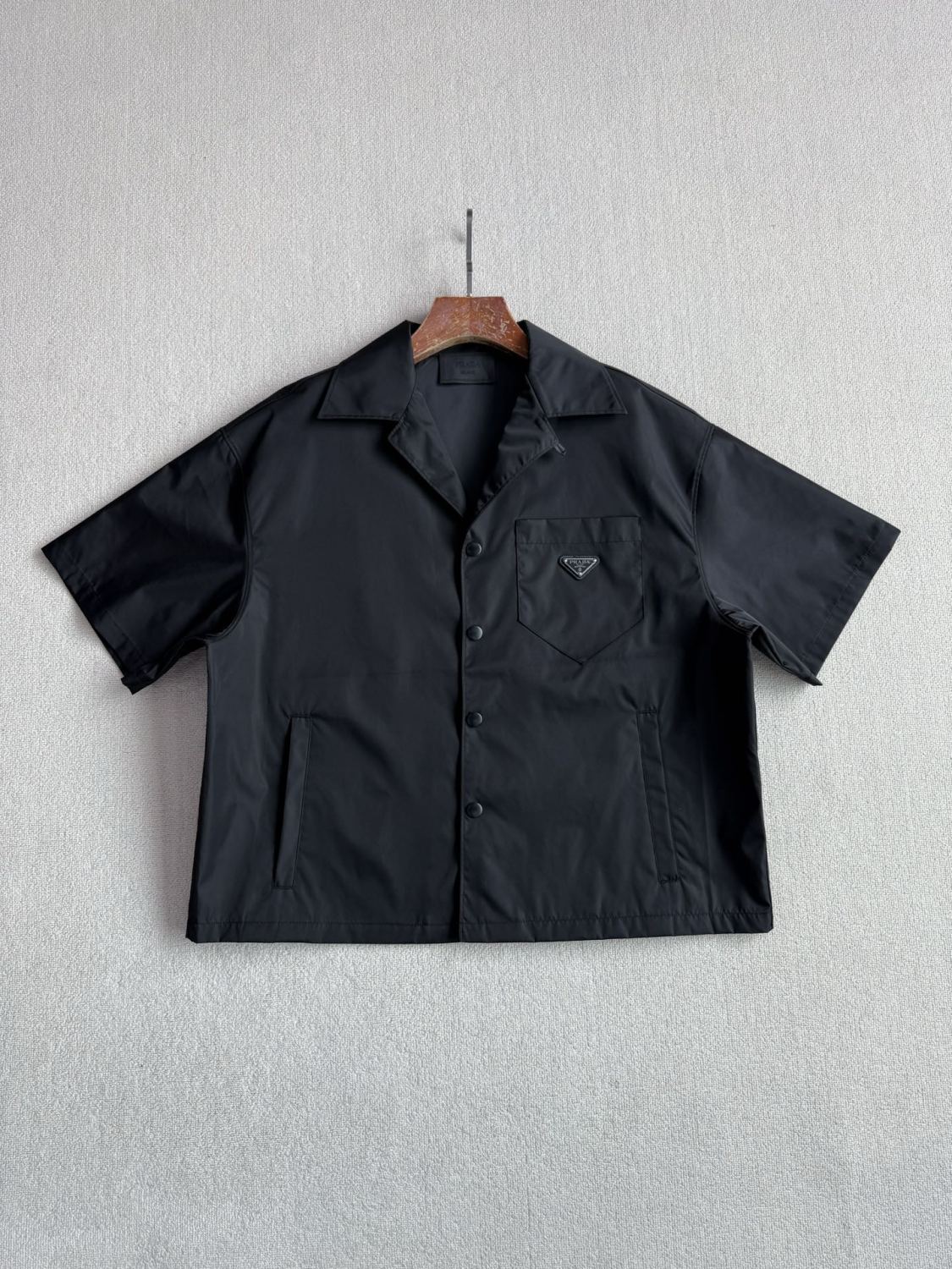 Prada Men's Summer Solid Color Nylon Fabric V-neck Single Button Short Sleeved Shirt And Casual Nylon Shorts Set Suit #77911
