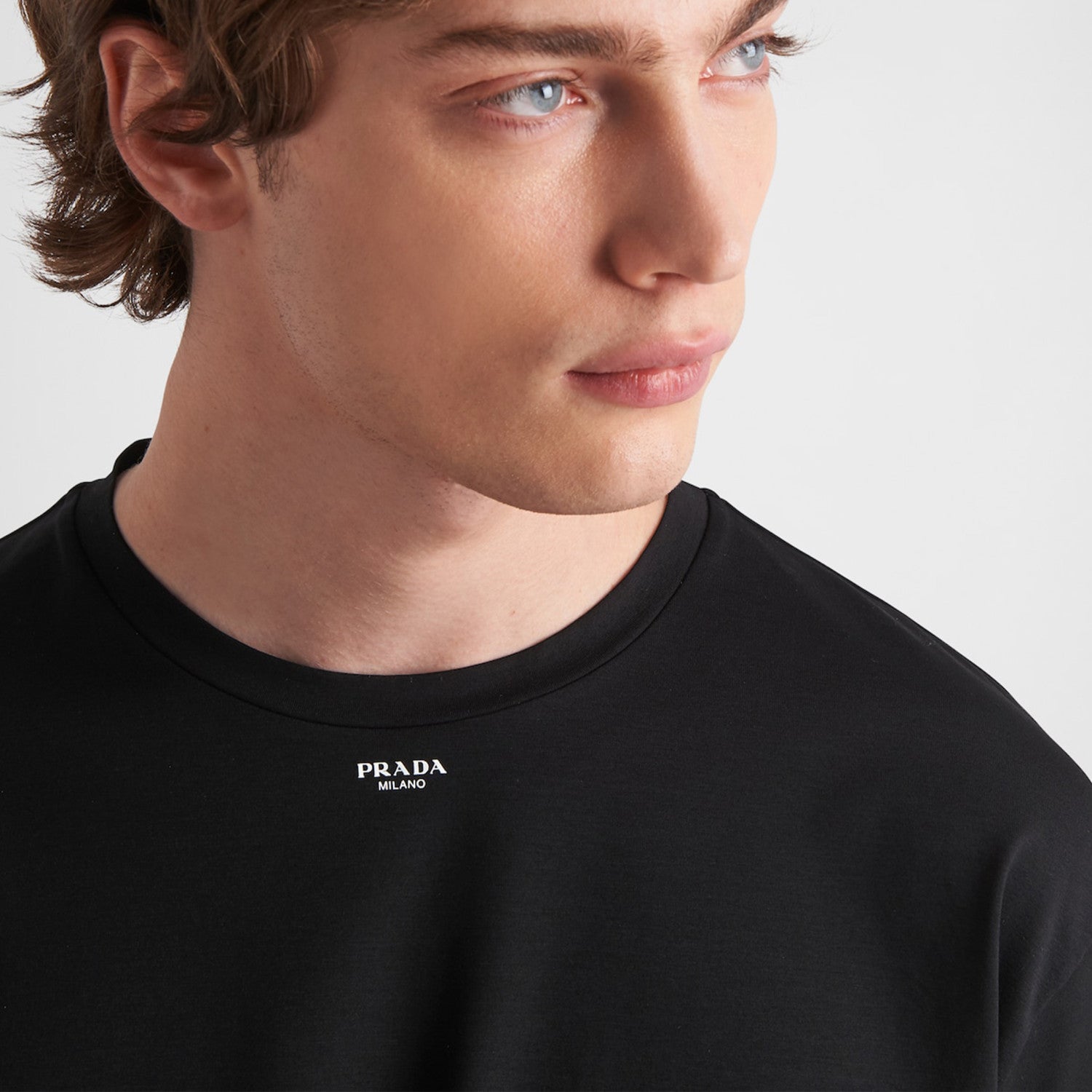 Prada Men's Spring/Summer Fashion Letter Logo Solid Color T-shirt Short sleeved Round Neck Casual Loose Comfortable Top  #99576