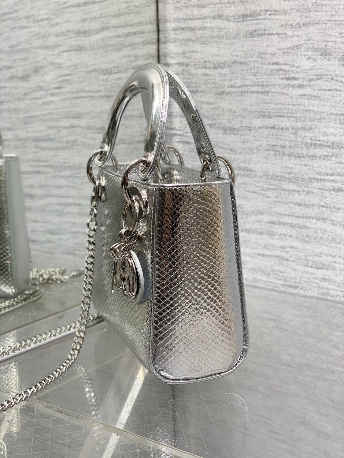 Dior Lady Women's Solid Color Metal Pendant Detachable Chain Shoulder Strap Snake Skin Single Shoulder Crossbody Handbag Bag Bags #77722