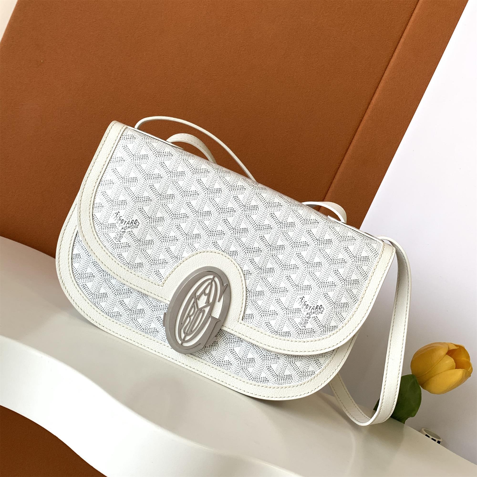 GOYARD Men's and Women's Old Flower Full Print Adjustable Shoulder Strap Canvas Patchwork Leather Flap Messenger Bag Shoulder Crossbody Bags #75318